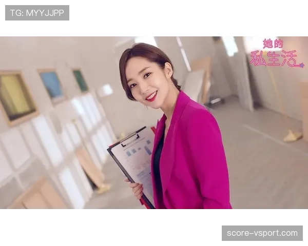 何卓佳出门带的包，比我一个月工资还多？这生活咋这么反差...