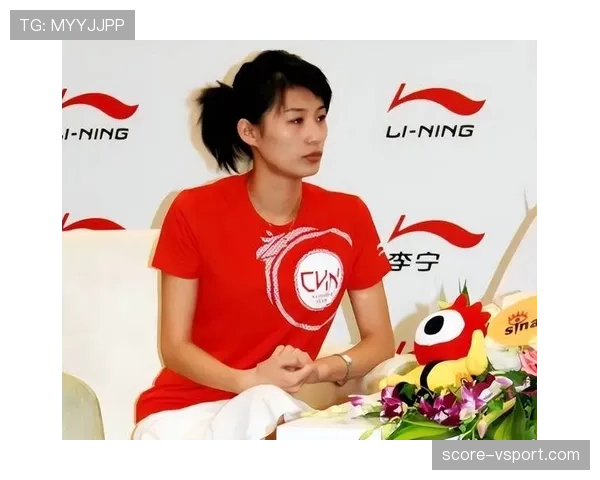 李娜赛场上冷若冰霜，场下却被宠成了公主，这落差谁能想象？